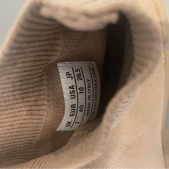 New women’s Balenciga shoes size (10 U.S) true to size - Picture 2 of 3